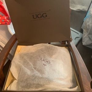 Shearling chocolate brown UGG ankle boots